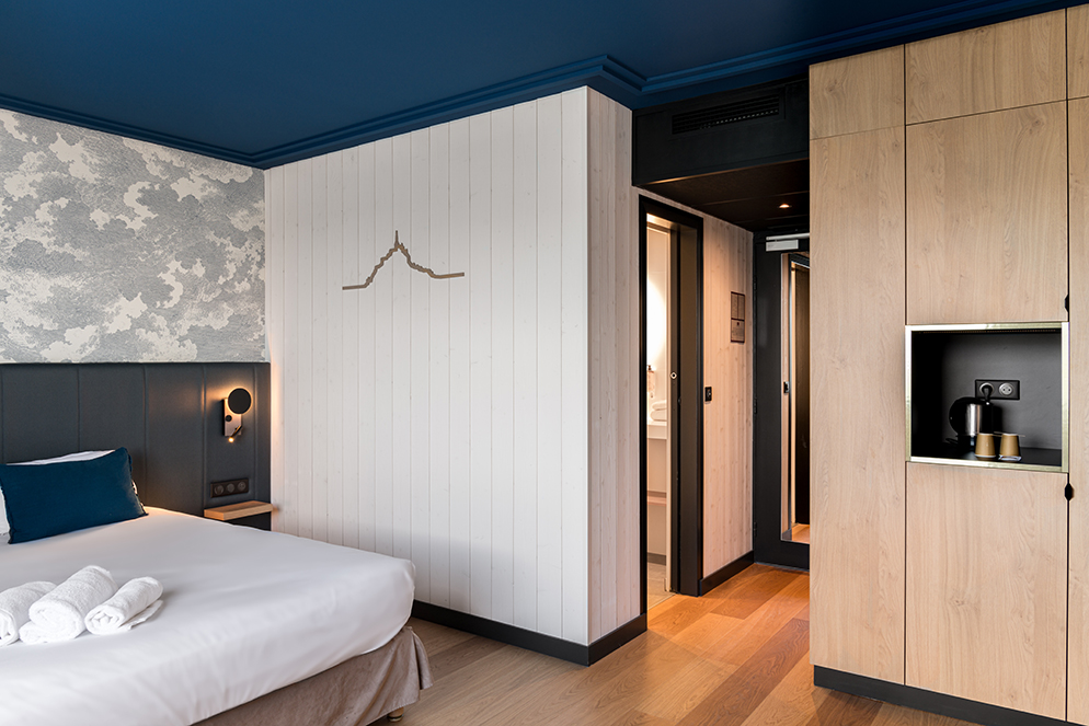 Intérieur chambre hôtel Mercure